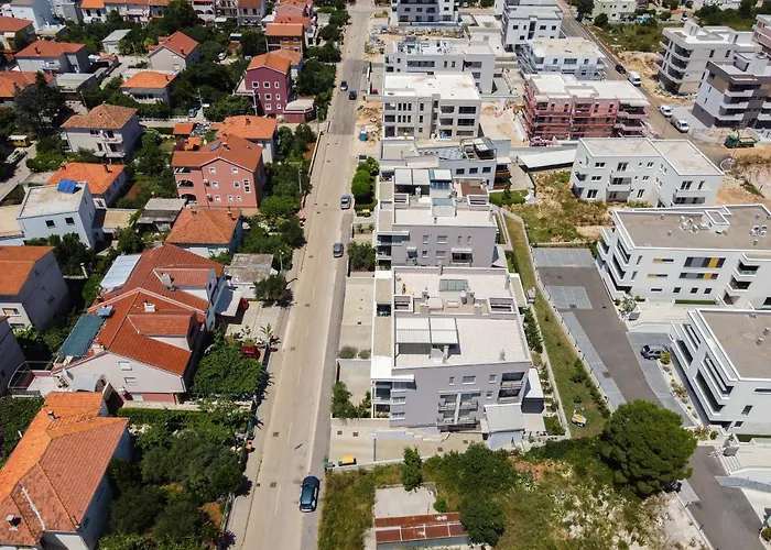 Appartement Wing 77 By Belmont Realty *